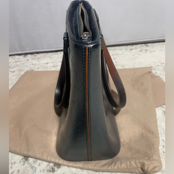 Like new blue marine authentic LV bag - Picture 4 of 7